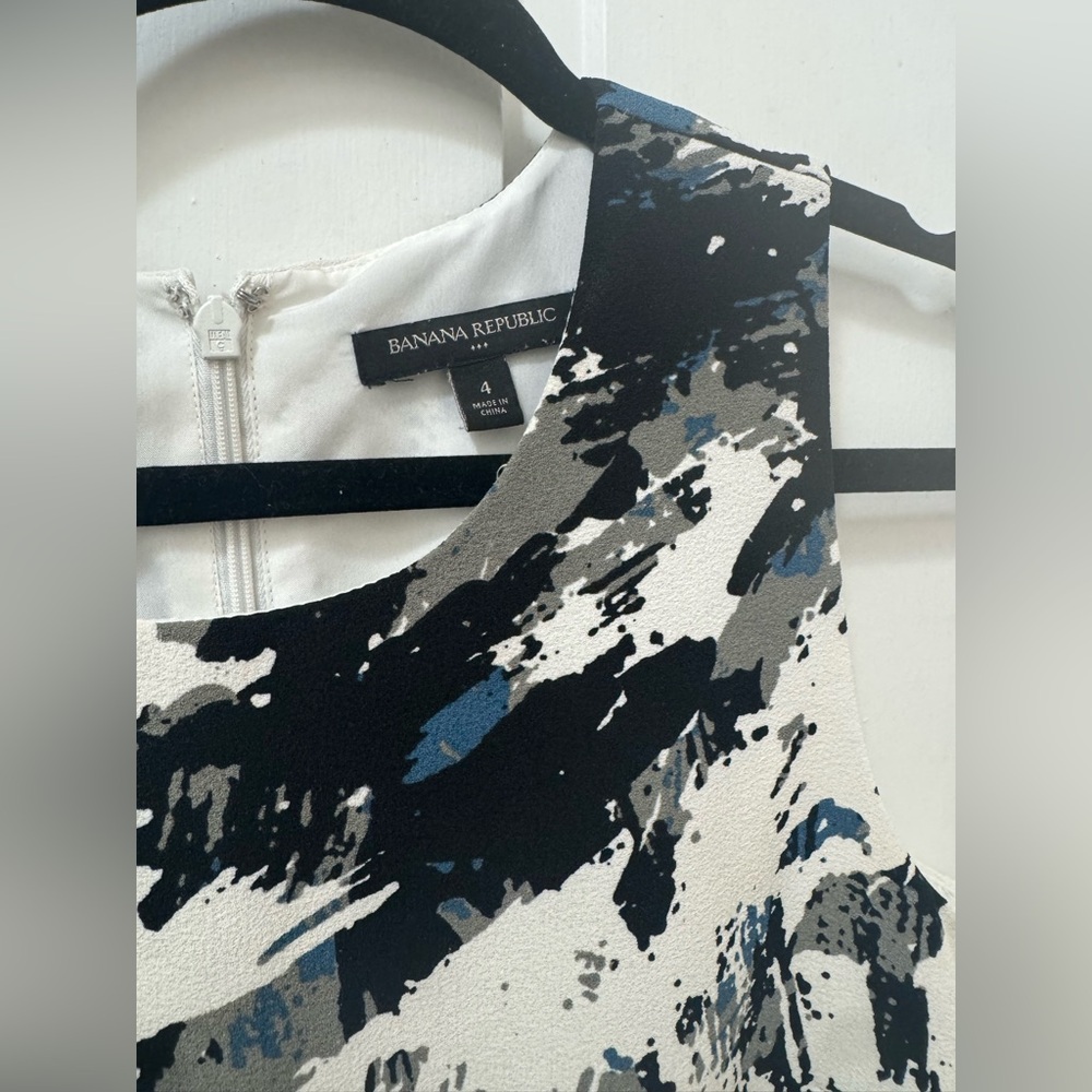 Banana Republic Black, White & Blue Abstract Midi Dress